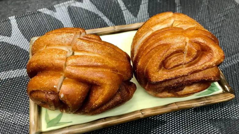 354. Fried Huajuan Bun 炸花卷